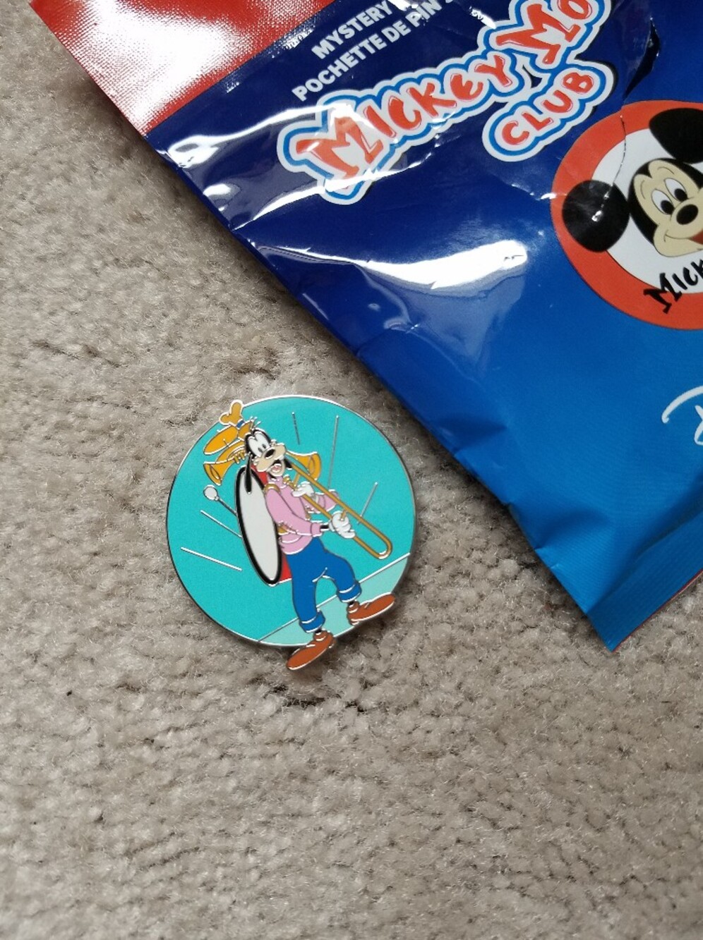 Disney Parks Mickey Mouse Club Mystery Goofy Trombone Enamel Pin One Man Band